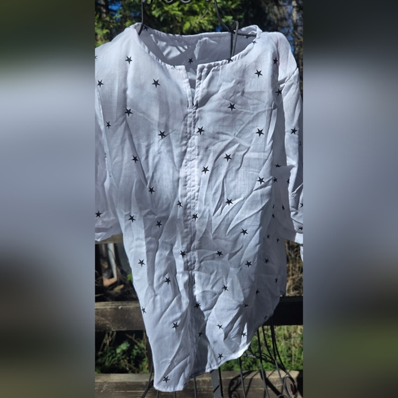 Unbranded White Star-Patterned womens Shirt szM - Picture 4 of 5
